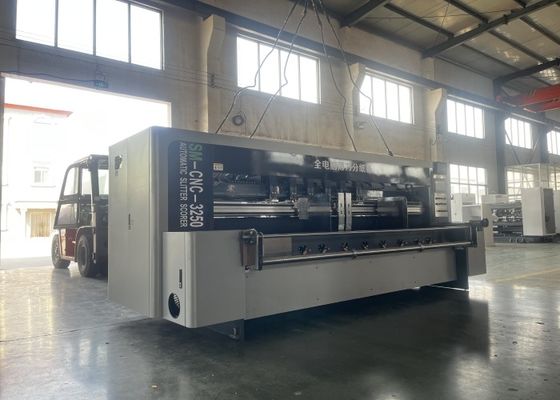 Geavanceerde CNC 3250 Thin Blade Slitter Scorer Machine voor nauwkeurig scoren en snijden met een snelheid van 150m/min